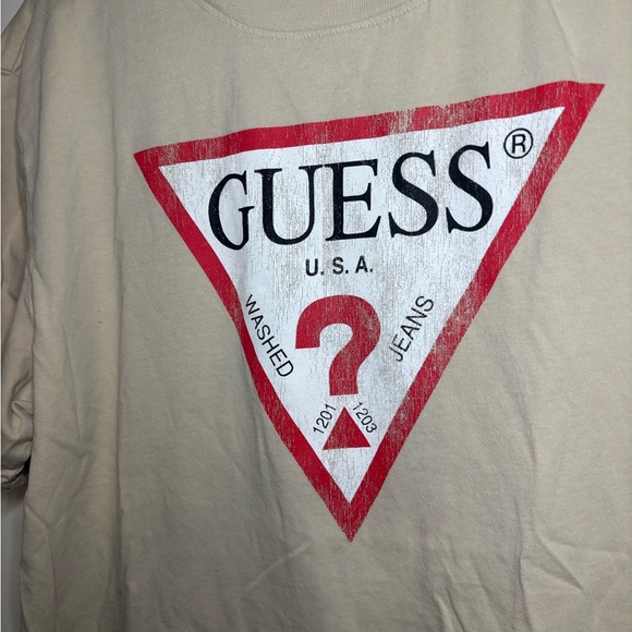 GUESS Men's Beige T-Shirt - Picture 2 of 4